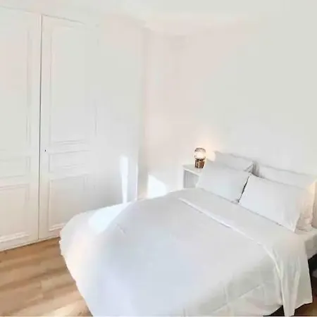 Apartman Charming 15 Min Away From Paris